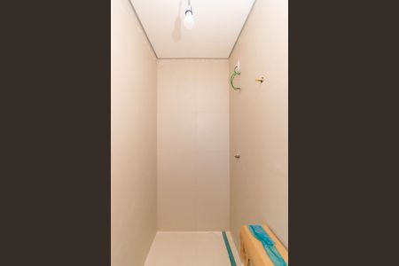 Casa de condomínio à venda com 76m², 2 quartos e 2 vagasBanheiro da Suíte 2