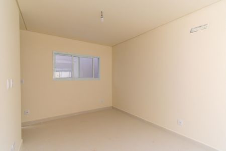 Casa de condomínio à venda com 76m², 2 quartos e 2 vagasSala