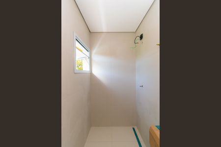 Casa de condomínio à venda com 76m², 2 quartos e 2 vagasBanheiro da Suíte 1