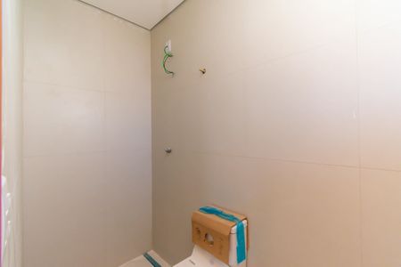 Casa de condomínio à venda com 76m², 2 quartos e 2 vagasBanheiro da Suíte 2