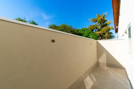 Casa de condomínio à venda com 76m², 2 quartos e 2 vagasVaranda