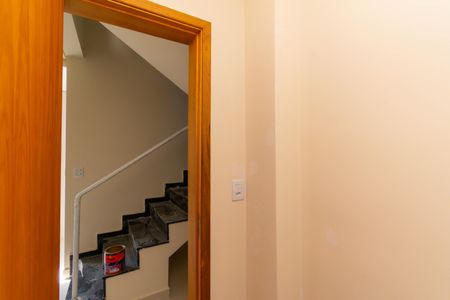 Casa de condomínio à venda com 76m², 2 quartos e 2 vagasLavabo