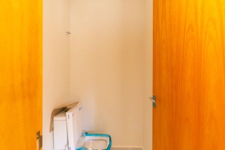 Casa de condomínio à venda com 76m², 2 quartos e 2 vagasLavabo