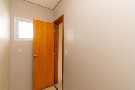 Casa de condomínio à venda com 76m², 2 quartos e 2 vagasBanheiro da Suíte 2