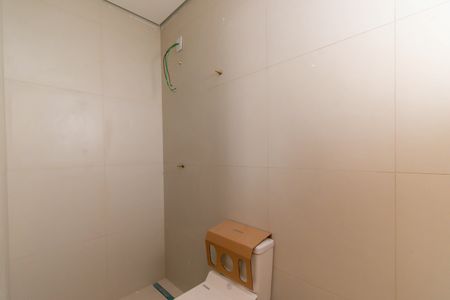 Casa de condomínio à venda com 76m², 2 quartos e 2 vagasBanheiro da Suíte 2