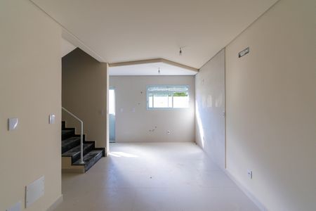 Casa de condomínio à venda com 76m², 2 quartos e 1 vagaSala