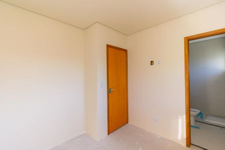 Casa de condomínio à venda com 76m², 2 quartos e 1 vagaSuíte 1