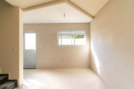 Casa de condomínio à venda com 76m², 2 quartos e 1 vagaCozinha