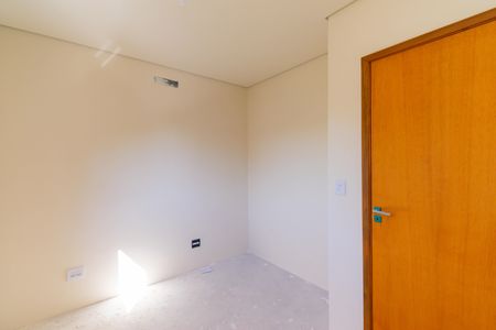 Casa de condomínio à venda com 76m², 2 quartos e 1 vagaSuíte 1