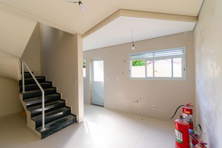 Casa de condomínio à venda com 76m², 2 quartos e 1 vaga Casa de condomínio à venda com 76m², 2 quartos e 1 vagaCozinha