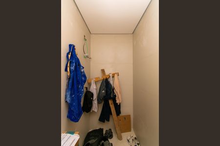 Casa de condomínio à venda com 76m², 2 quartos e 1 vaga Casa de condomínio à venda com 76m², 2 quartos e 1 vagaBanheiro da Suíte 2