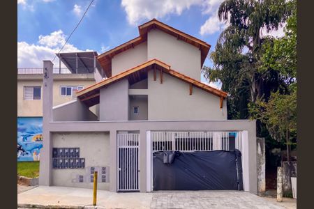 Casa de condomínio à venda com 76m², 2 quartos e 1 vaga Casa de condomínio à venda com 76m², 2 quartos e 1 vagaFachada