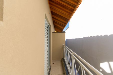 Casa de condomínio à venda com 76m², 2 quartos e 1 vaga Casa de condomínio à venda com 76m², 2 quartos e 1 vagaVaranda da Suíte 2