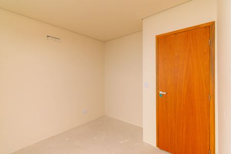 Casa de condomínio à venda com 76m², 2 quartos e 2 vagasSuíte 2