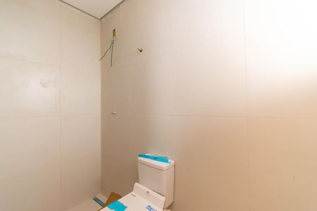 Casa de condomínio à venda com 76m², 2 quartos e 2 vagasBanheiro da Suíte 2