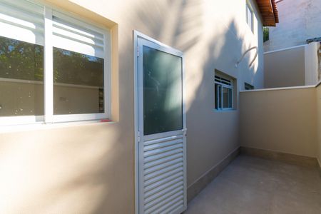 Casa de condomínio à venda com 76m², 2 quartos e 2 vagasVaranda