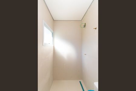 Casa de condomínio à venda com 76m², 2 quartos e 2 vagasBanheiro da Suíte 1