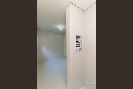 Casa de condomínio à venda com 76m², 2 quartos e 1 vagaÁrea de Serviço