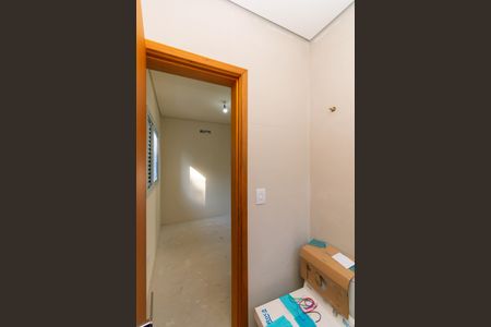 Casa de condomínio à venda com 76m², 2 quartos e 1 vagaBanheiro da Suíte 1