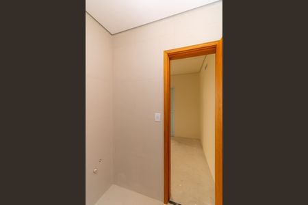 Casa de condomínio à venda com 76m², 2 quartos e 1 vagaBanheiro da Suíte 2