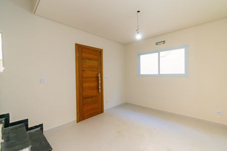 Casa de condomínio à venda com 76m², 2 quartos e 1 vagaSala