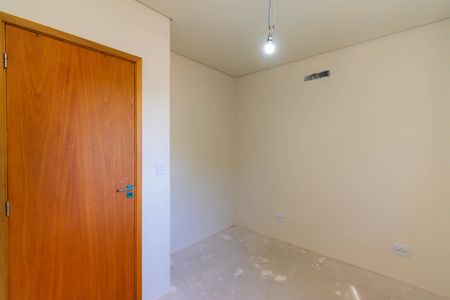 Casa de condomínio à venda com 76m², 2 quartos e 1 vagaSuíte 1