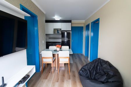 Apartamento para alugar com 37m², 2 quartos e 1 vaga Apartamento para alugar com 37m², 2 quartos e 1 vagaSala