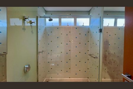 Apartamento à venda com 200m², 2 quartos e 2 vagasBanheiro