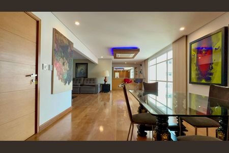 Apartamento à venda com 200m², 2 quartos e 2 vagasSala de Jantar