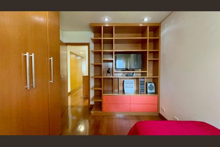 Apartamento à venda com 200m², 2 quartos e 2 vagasQuarto