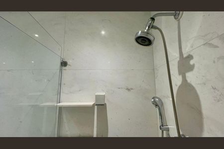 Apartamento à venda com 200m², 2 quartos e 2 vagasBanheiro da Suíte