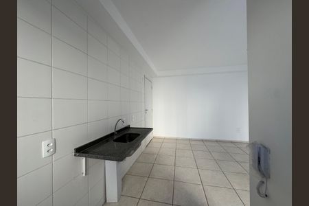Apartamento à venda com 57m², 2 quartos e 1 vaga Apartamento à venda com 57m², 2 quartos e 1 vagaCozinha e Área de Serviço