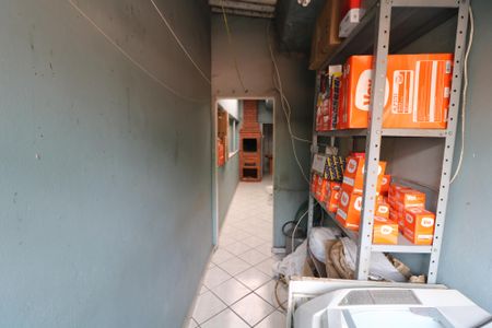 Casa à venda com 240m², 5 quartos e 4 vagasÁrea de Serviço