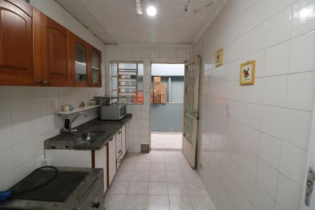 Casa à venda com 240m², 5 quartos e 4 vagasCozinha