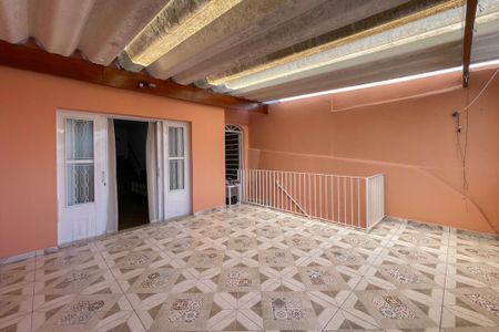 Casa à venda com 125m², 2 quartos e 2 vagas Casa à venda com 125m², 2 quartos e 2 vagasSacada