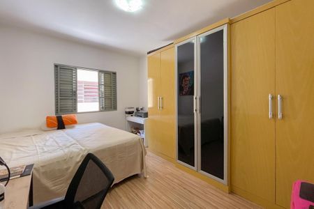 Casa à venda com 125m², 2 quartos e 2 vagas Casa à venda com 125m², 2 quartos e 2 vagasQuarto 1