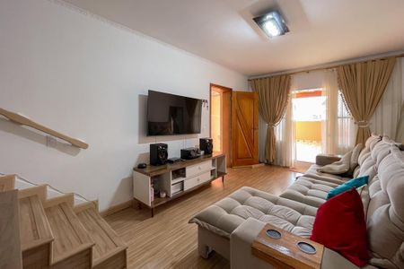 Casa à venda com 125m², 2 quartos e 2 vagas Casa à venda com 125m², 2 quartos e 2 vagasSala