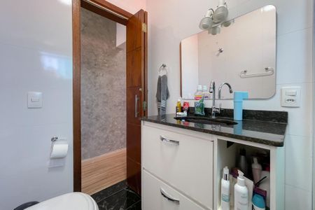 Casa à venda com 125m², 2 quartos e 2 vagas Casa à venda com 125m², 2 quartos e 2 vagasBanheiro Social