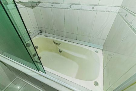 Apartamento para alugar com 57m², 1 quarto e sem vaga Apartamento para alugar com 57m², 1 quarto e sem vagaBanheiro