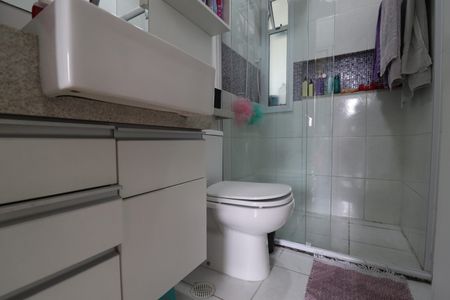 Apartamento à venda com 65m², 3 quartos e 2 vagasBanheiro 