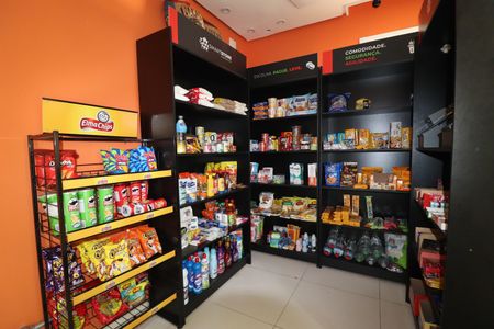 Apartamento à venda com 65m², 3 quartos e 2 vagasÁrea comum - Mercadinho