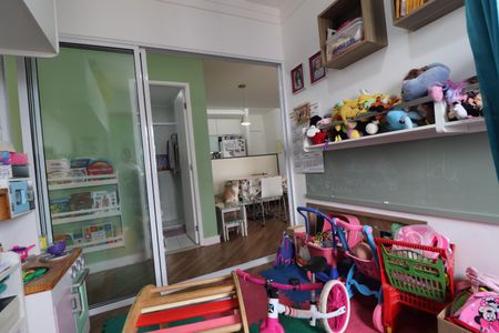 Apartamento à venda com 65m², 3 quartos e 2 vagasQuarto 2