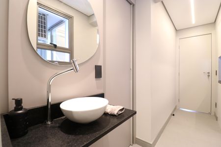 Apartamento à venda com 180m², 4 quartos e 3 vagasBanheiro de serviço