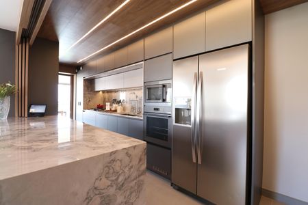 Apartamento à venda com 180m², 4 quartos e 3 vagasCozinha