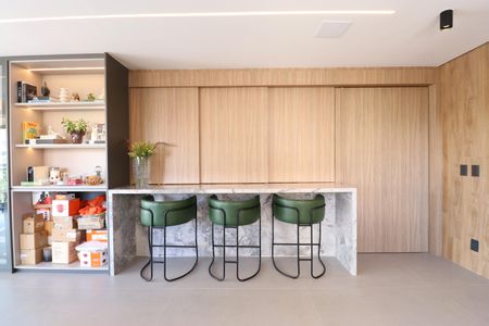 Apartamento à venda com 180m², 4 quartos e 3 vagasCozinha