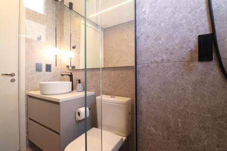 Apartamento à venda com 180m², 4 quartos e 3 vagasBanheiro da Suíte 1