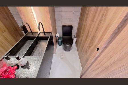 Apartamento à venda com 180m², 4 quartos e 3 vagasLavabo