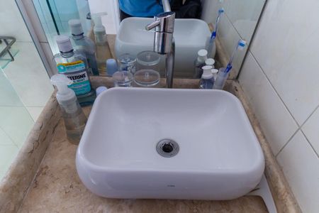 Apartamento à venda com 67m², 2 quartos e 1 vaga Apartamento à venda com 67m², 2 quartos e 1 vagaBanheiro