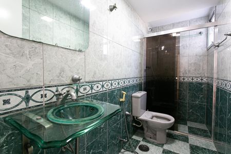 Apartamento para alugar com 61m², 2 quartos e 1 vaga Apartamento para alugar com 61m², 2 quartos e 1 vagaBanheiro