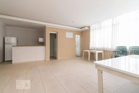 Apartamento para alugar com 61m², 2 quartos e 1 vaga Apartamento para alugar com 61m², 2 quartos e 1 vagaÁrea comum - Salão de festas